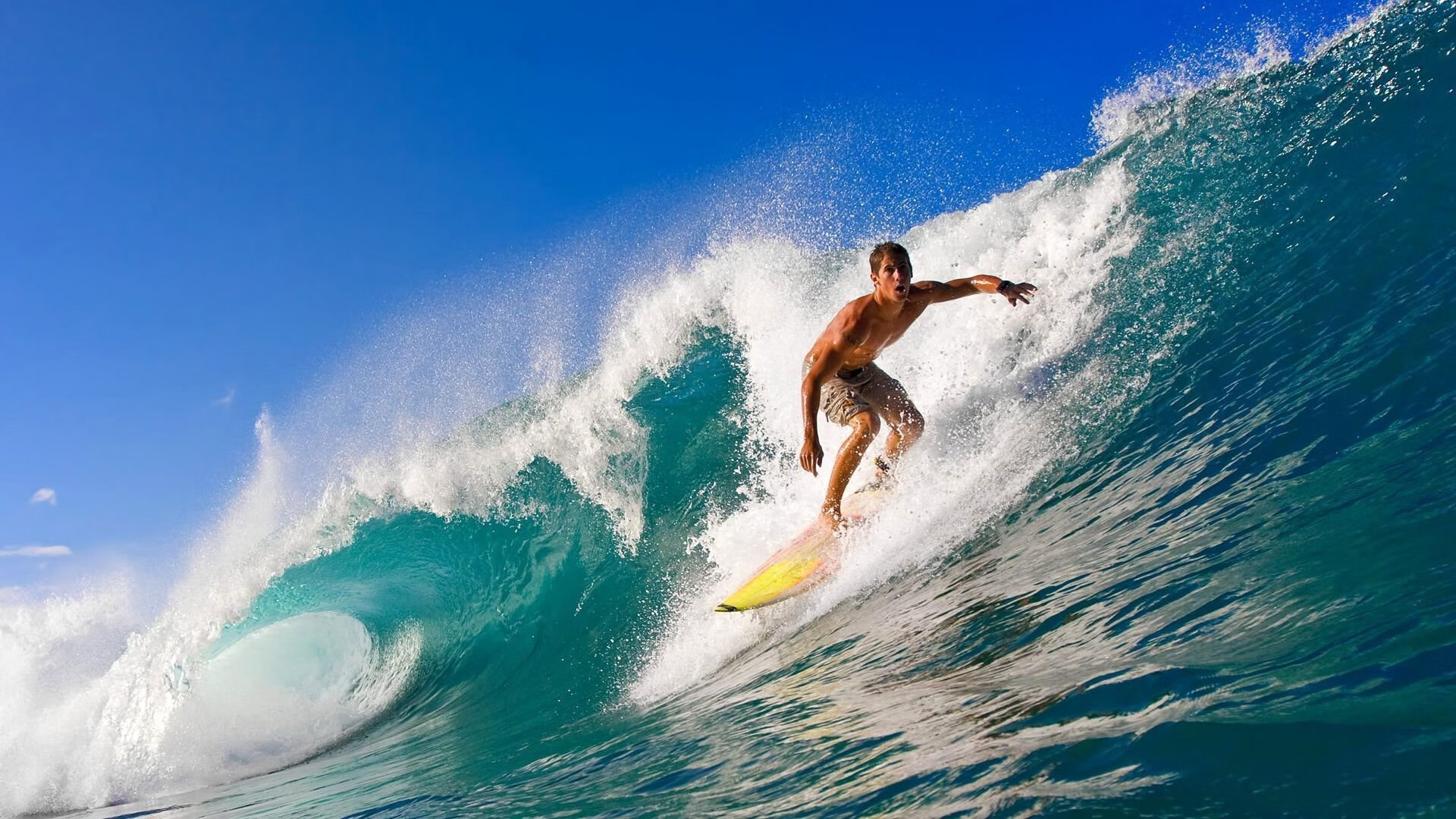 xingkong.com-巴萨中场传控完美，比赛节奏尽在掌控，巴萨中场球员